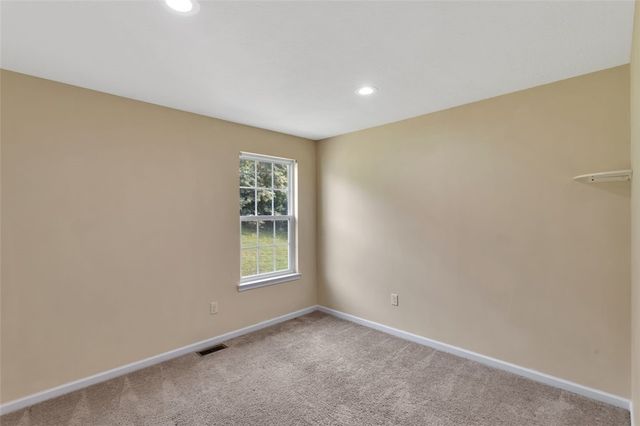 1113 Towervue Dr, Baldwin Boro, PA 15227