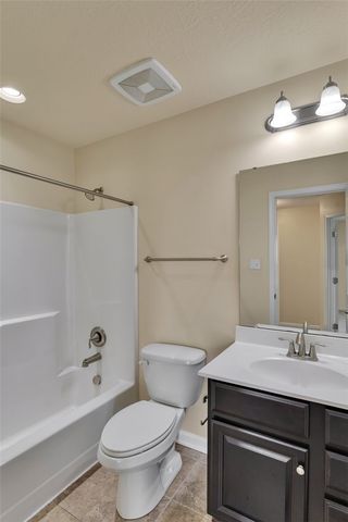 1113 Towervue Dr, Baldwin Boro, PA 15227