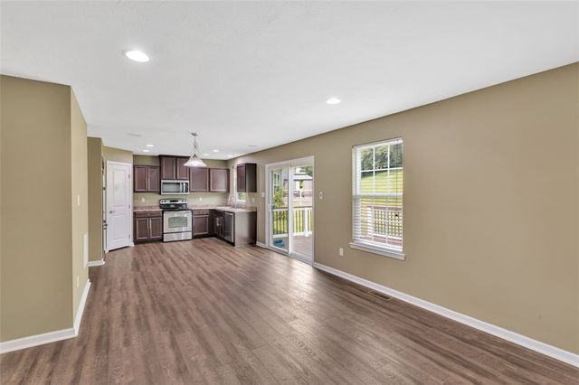 1113 Towervue Dr, Baldwin Boro, PA 15227