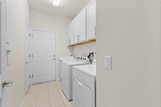 4313 Beauty Leaf Circle, Vero Beach, FL 32967