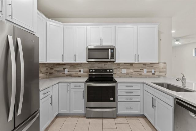 4313 Beauty Leaf Circle, Vero Beach, FL 32967