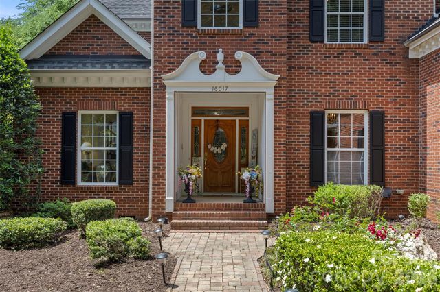 16017 Chiltern Lane, Huntersville, NC 28078