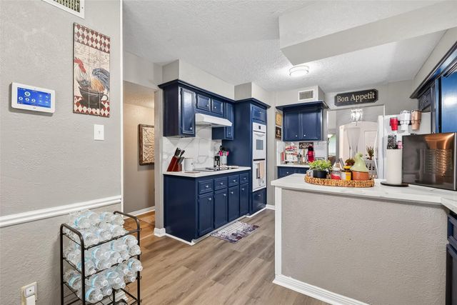 53 Wellington Park, Baytown, TX 77520