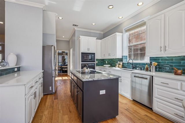 3703 Trailwood Drive, Richardson, TX 75082