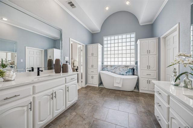 3703 Trailwood Drive, Richardson, TX 75082