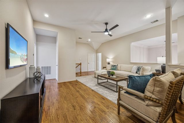 3703 Trailwood Drive, Richardson, TX 75082