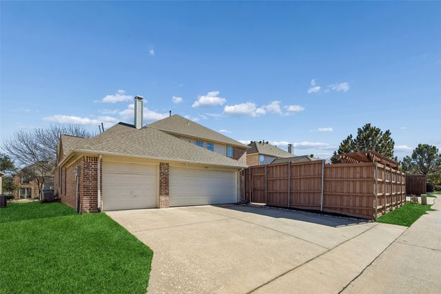 3703 Trailwood Drive, Richardson, TX 75082