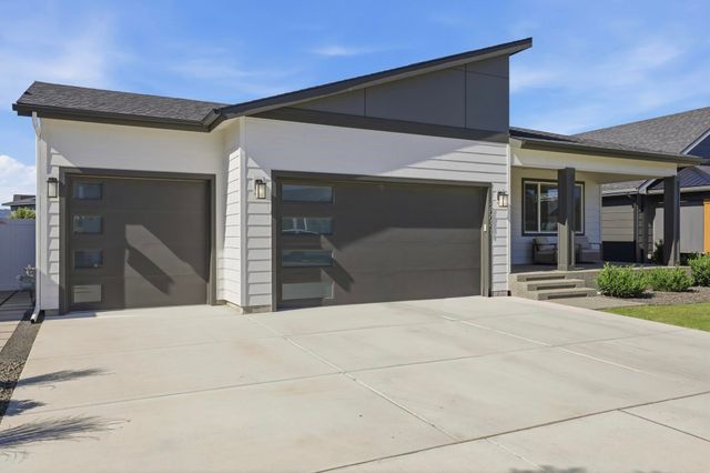 20941 E Thompson Ave, Liberty Lake, WA 99019