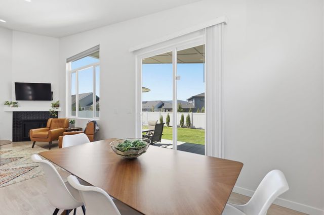 20941 E Thompson Ave, Liberty Lake, WA 99019