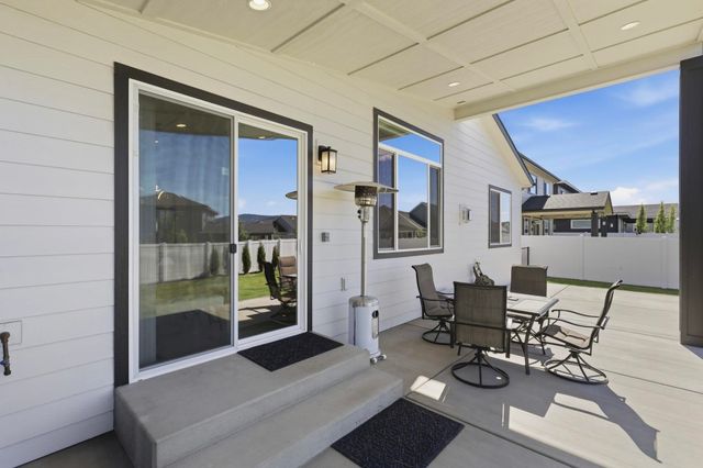 20941 E Thompson Ave, Liberty Lake, WA 99019