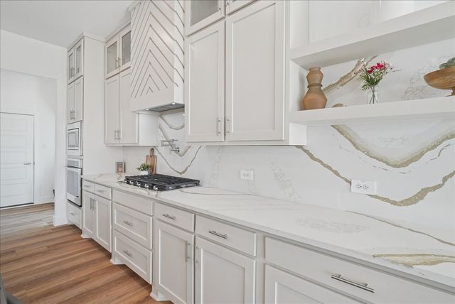 340 Slimp Bluff, Azle, TX 76020