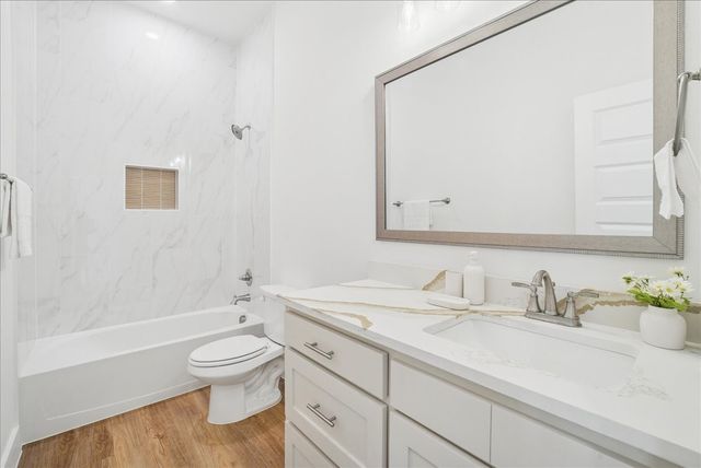 340 Slimp Bluff, Azle, TX 76020