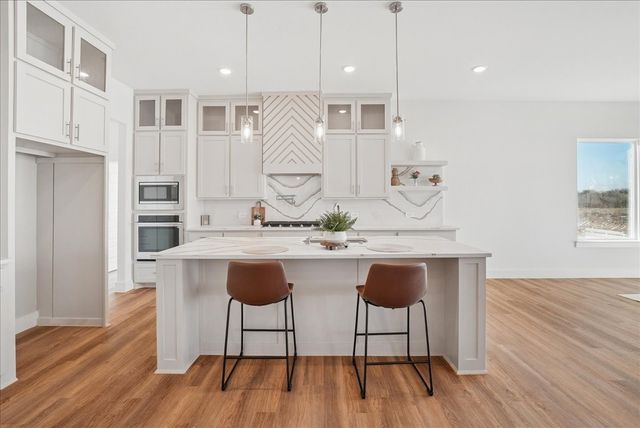 340 Slimp Bluff, Azle, TX 76020