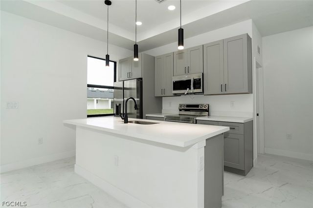 2907 Colin AVE S, Lehigh Acres, FL 33976