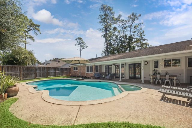 12334 Beauregard Drive, Houston, TX 77024