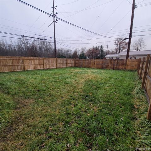 35420 Grant Street, Romulus, MI 48174