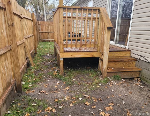 35420 Grant Street, Romulus, MI 48174