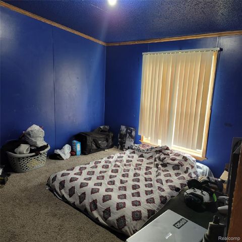 35420 Grant Street, Romulus, MI 48174