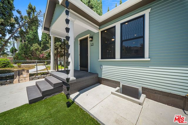 323 N Avenue 52, Los Angeles, CA 90042
