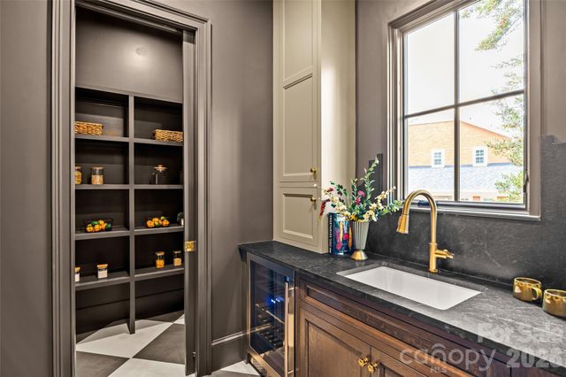 6832 Newhall Road, Charlotte, NC 28270