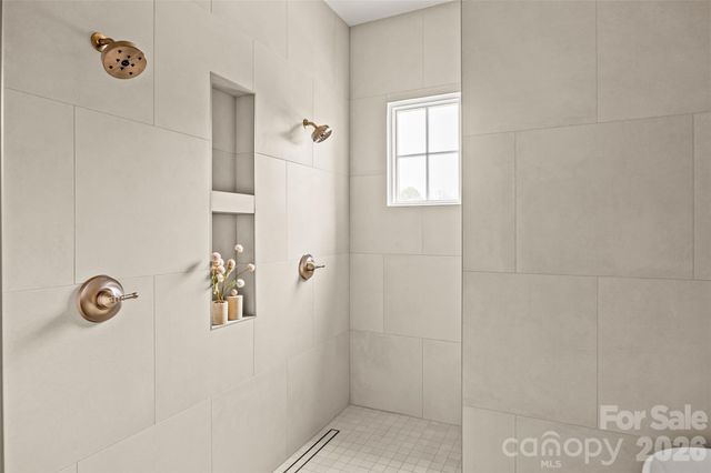 6832 Newhall Road, Charlotte, NC 28270