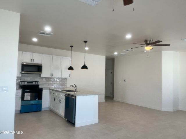 10480 W MONACO Boulevard, Arizona City, AZ 85123