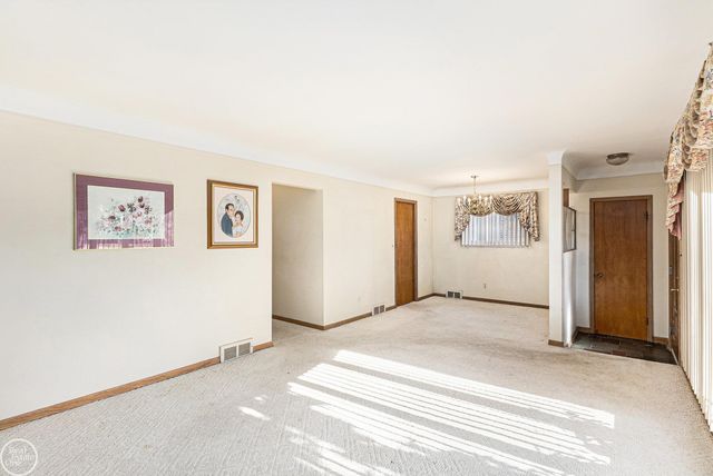 22717 Millenbach Street, Saint Clair Shores, MI 48081