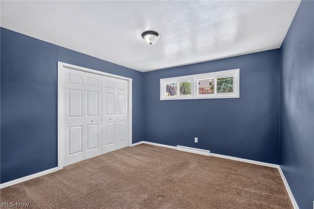 3321 Meadowwood Street NW, Massillon, OH 44646