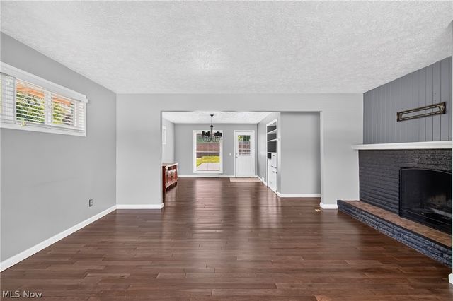 3321 Meadowwood Street NW, Massillon, OH 44646