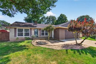 3321 Meadowwood Street NW, Massillon, OH 44646
