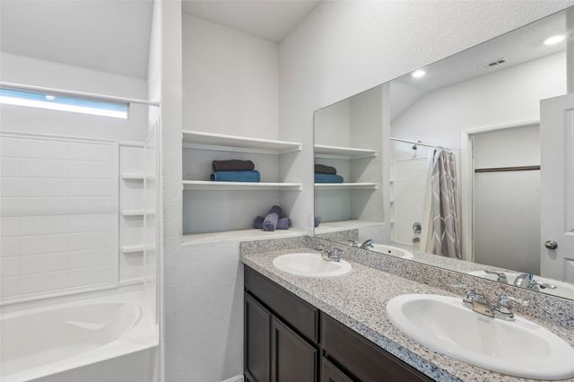 9705 Snowbell Lane, Fort Worth, TX 76036