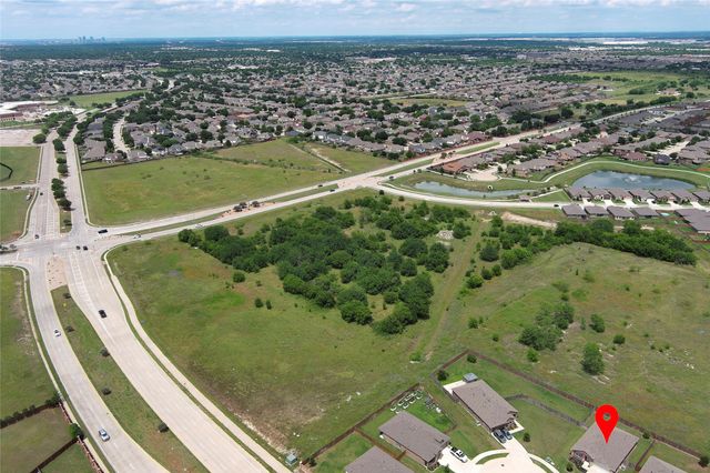 9705 Snowbell Lane, Fort Worth, TX 76036