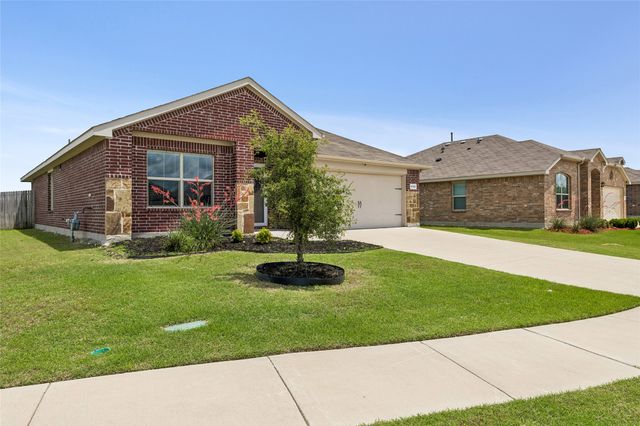 9705 Snowbell Lane, Fort Worth, TX 76036