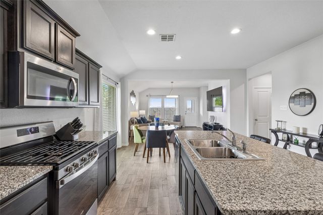 9705 Snowbell Lane, Fort Worth, TX 76036