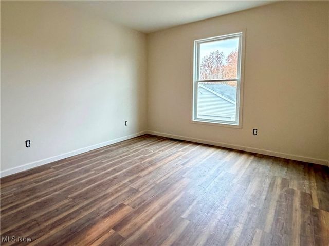 1575 Drexel Avenue NW, Warren, OH 44485