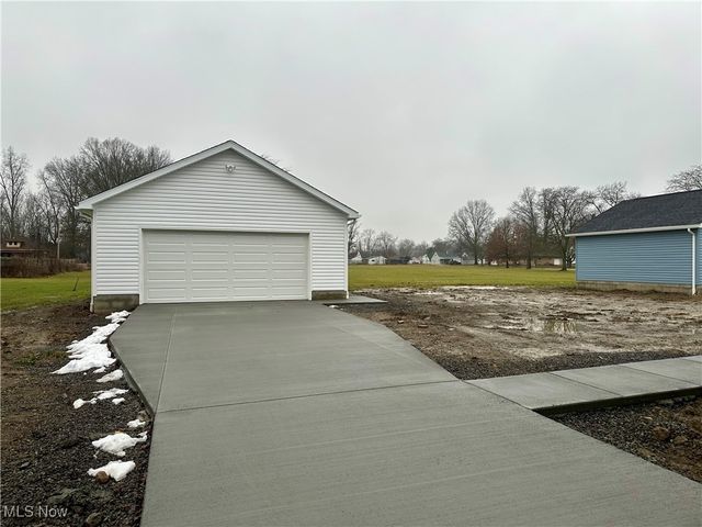 1575 Drexel Avenue NW, Warren, OH 44485