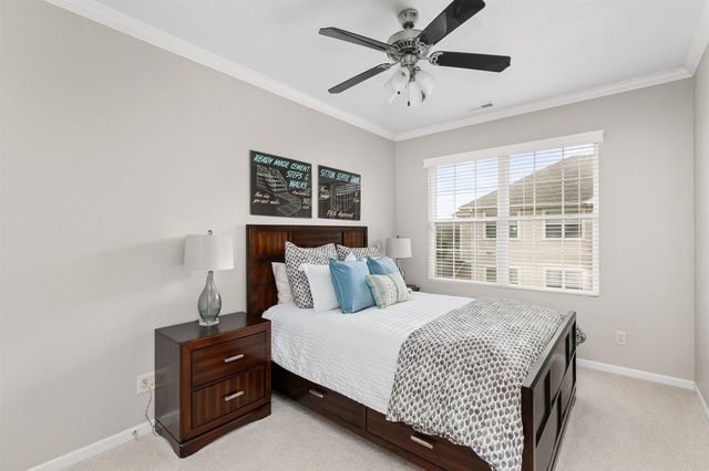 1333 SE University Avenue 303, Waukee, IA 50263