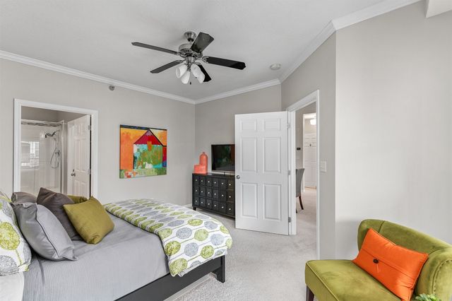 1333 SE University Avenue 303, Waukee, IA 50263