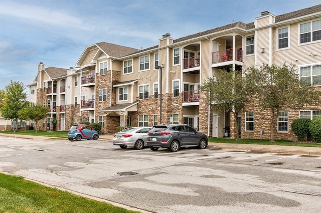 1333 SE University Avenue 303, Waukee, IA 50263