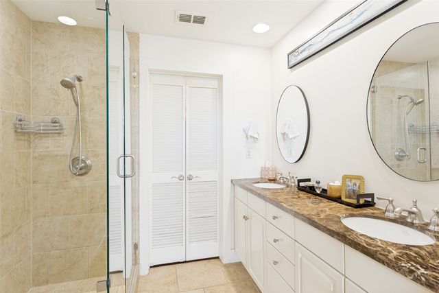 411 W 7th Street 305, Fort Worth, TX 76102