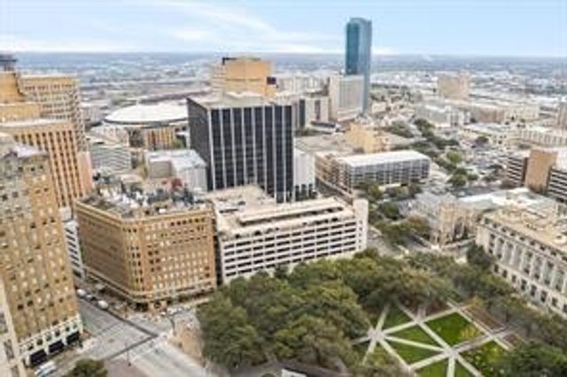 411 W 7th Street 305, Fort Worth, TX 76102
