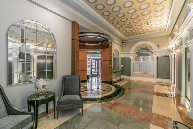 411 W 7th Street 305, Fort Worth, TX 76102