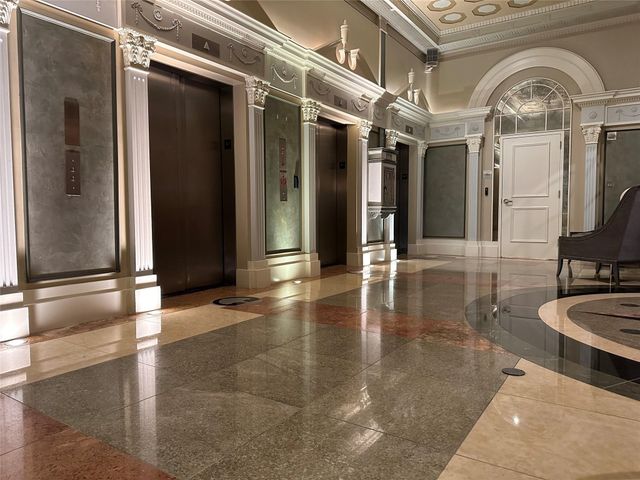 411 W 7th Street 305, Fort Worth, TX 76102