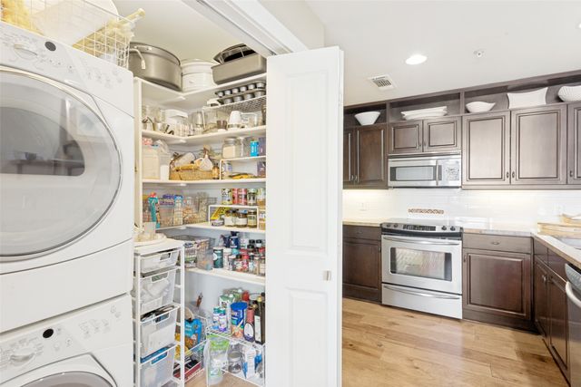 411 W 7th Street 305, Fort Worth, TX 76102