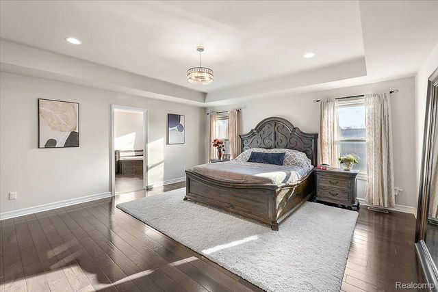 3890 Macaw Drive, Troy, MI 48083