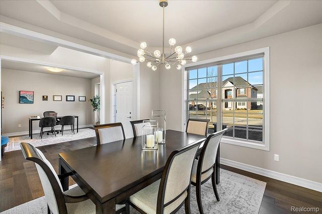 3890 Macaw Drive, Troy, MI 48083