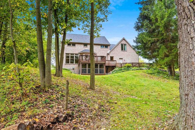 2695 Whitegate Trail, De Pere, WI 54115