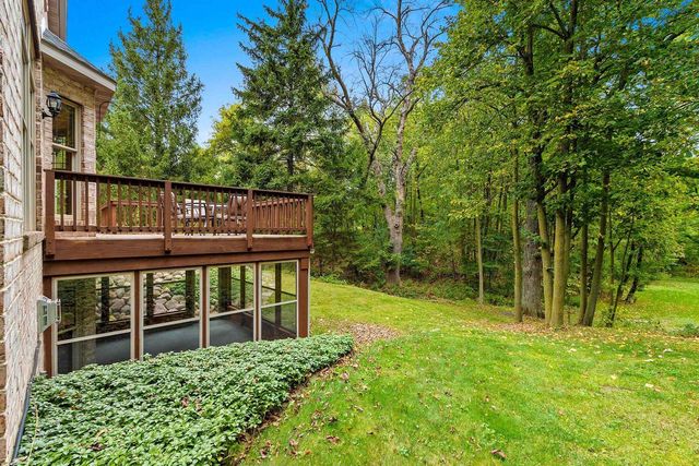 2695 Whitegate Trail, De Pere, WI 54115