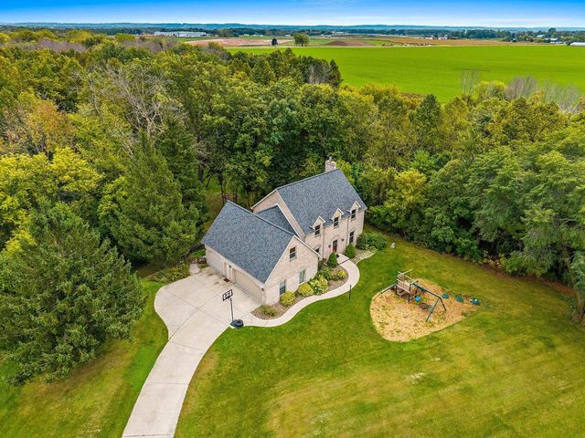 2695 Whitegate Trail, De Pere, WI 54115