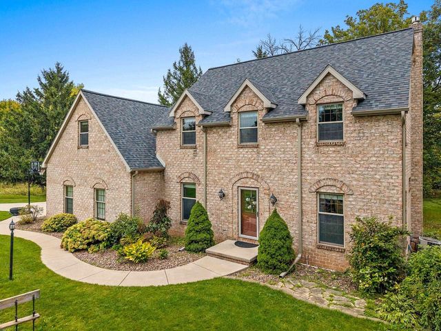 2695 Whitegate Trail, De Pere, WI 54115